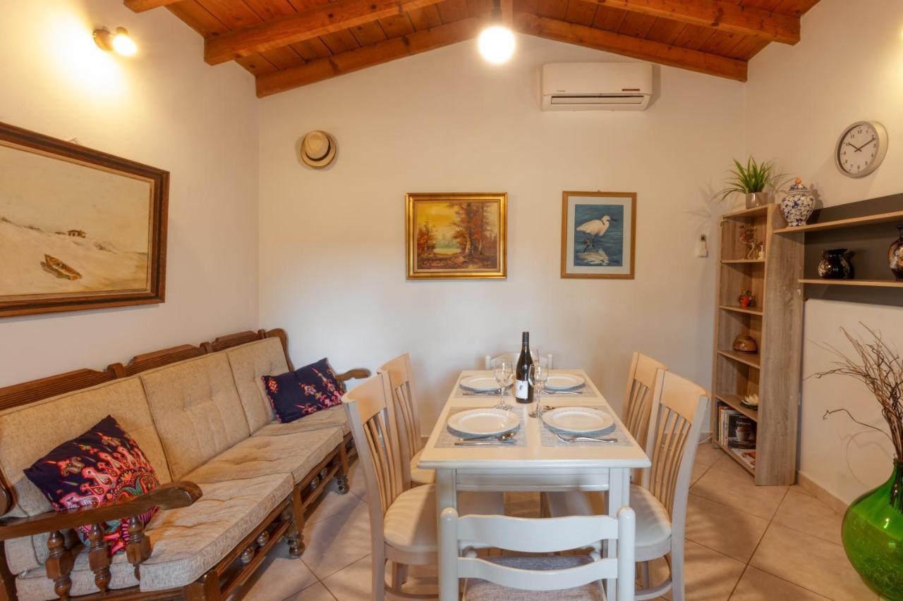 Villa Alesia'S House à Kassiopi Extérieur photo